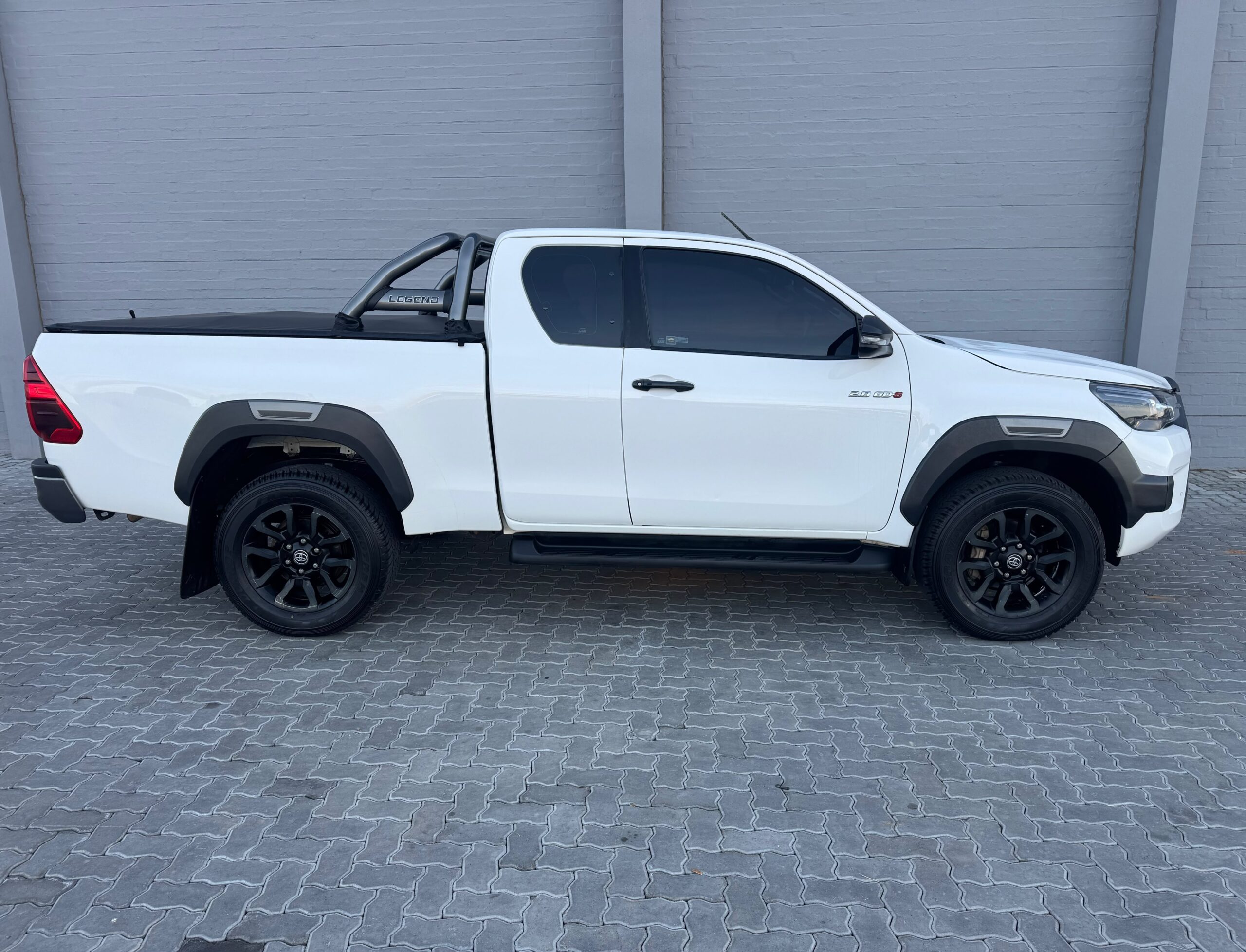 Toyota Hilux CCab 2.8 (3)